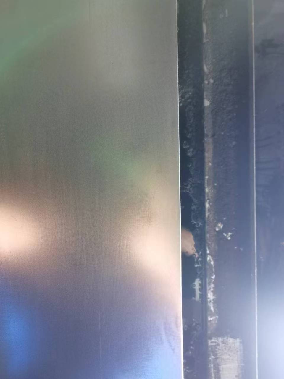 钢带边缘挖补修复效果